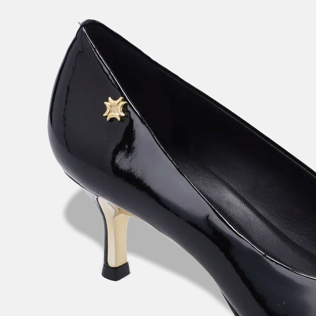 32 sapato scarpin luz da lua bico fino saara com salto fino detalhe dourado 58060700 bege 34