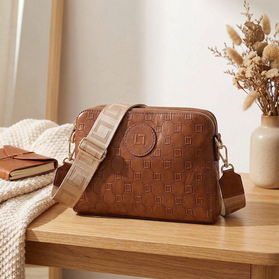 66 bolsa luz da lua bella tiracolo media 10006111 bege unico