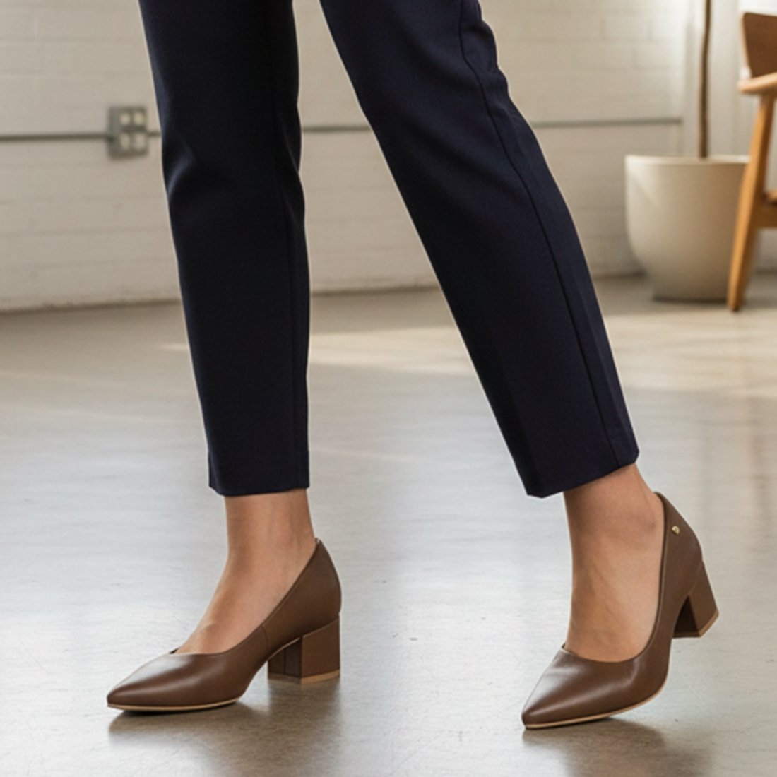 32 sapato scarpin vizzano pelica bico fino salto bloco 1220 315 7286